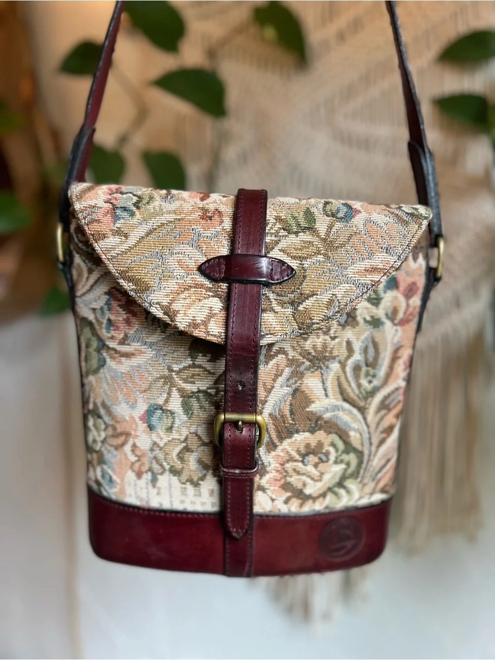 Vintage Floral Tapestry Crossbody Bag Leather Boho Cottagecore Bucket Purse - Picture 1 of 14